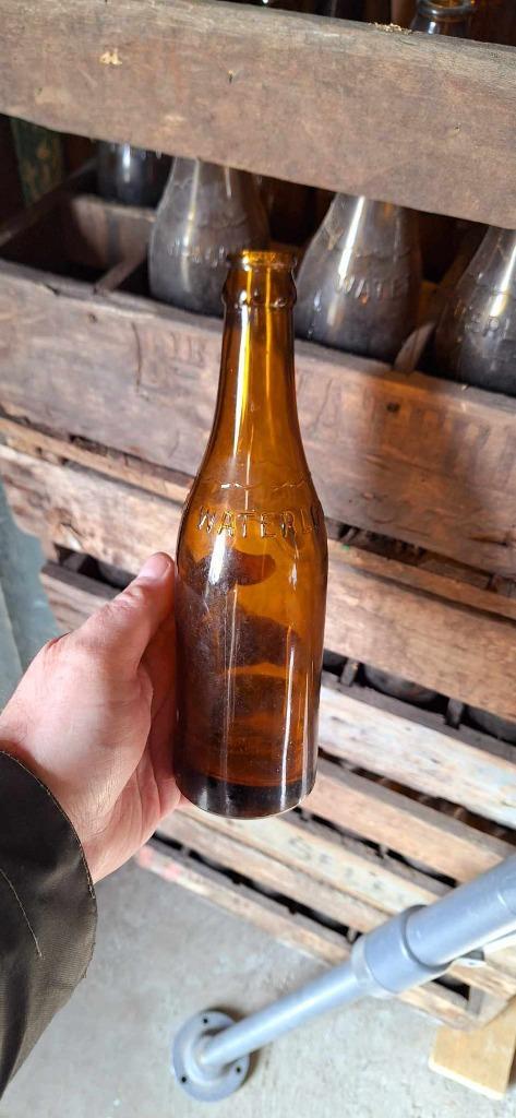 60 Tot 80 Jaar Oude Krat, Flessenkrat Met 24 Bierflessen. image 5