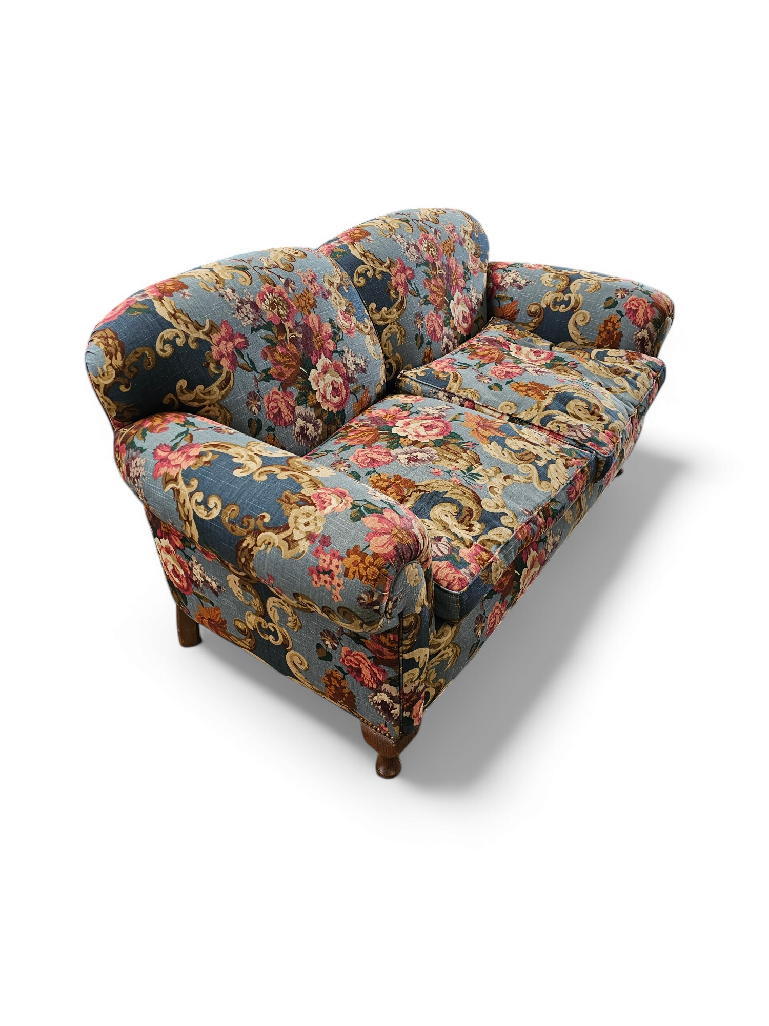 " Howard & Sons " Floral Sofa Stunning Condition Weighty Sofa 100 Kg Flora Sofa image 9