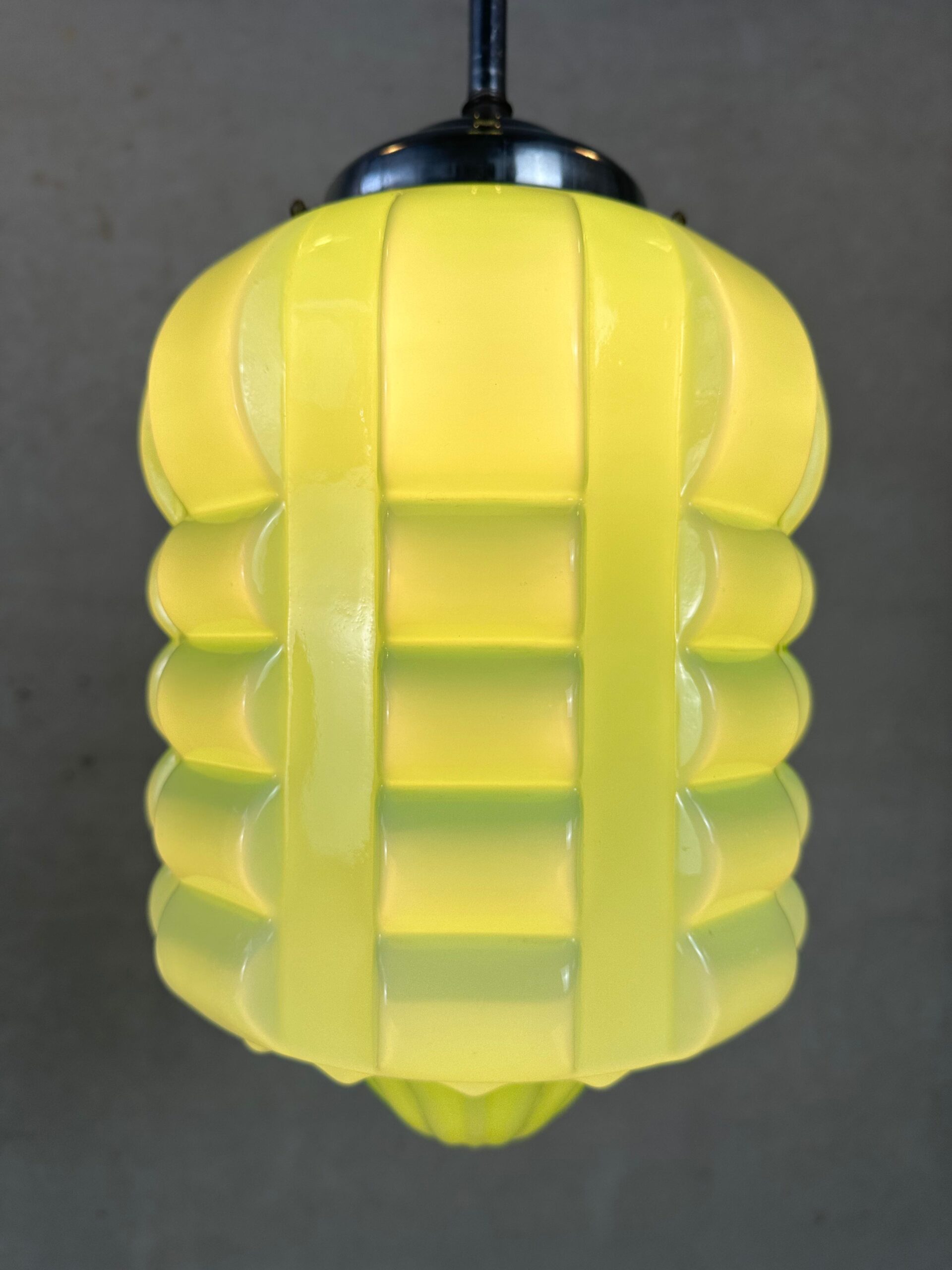 Art Deco Hanglamp ‘skyscraper’ – Opaline Groen image 2