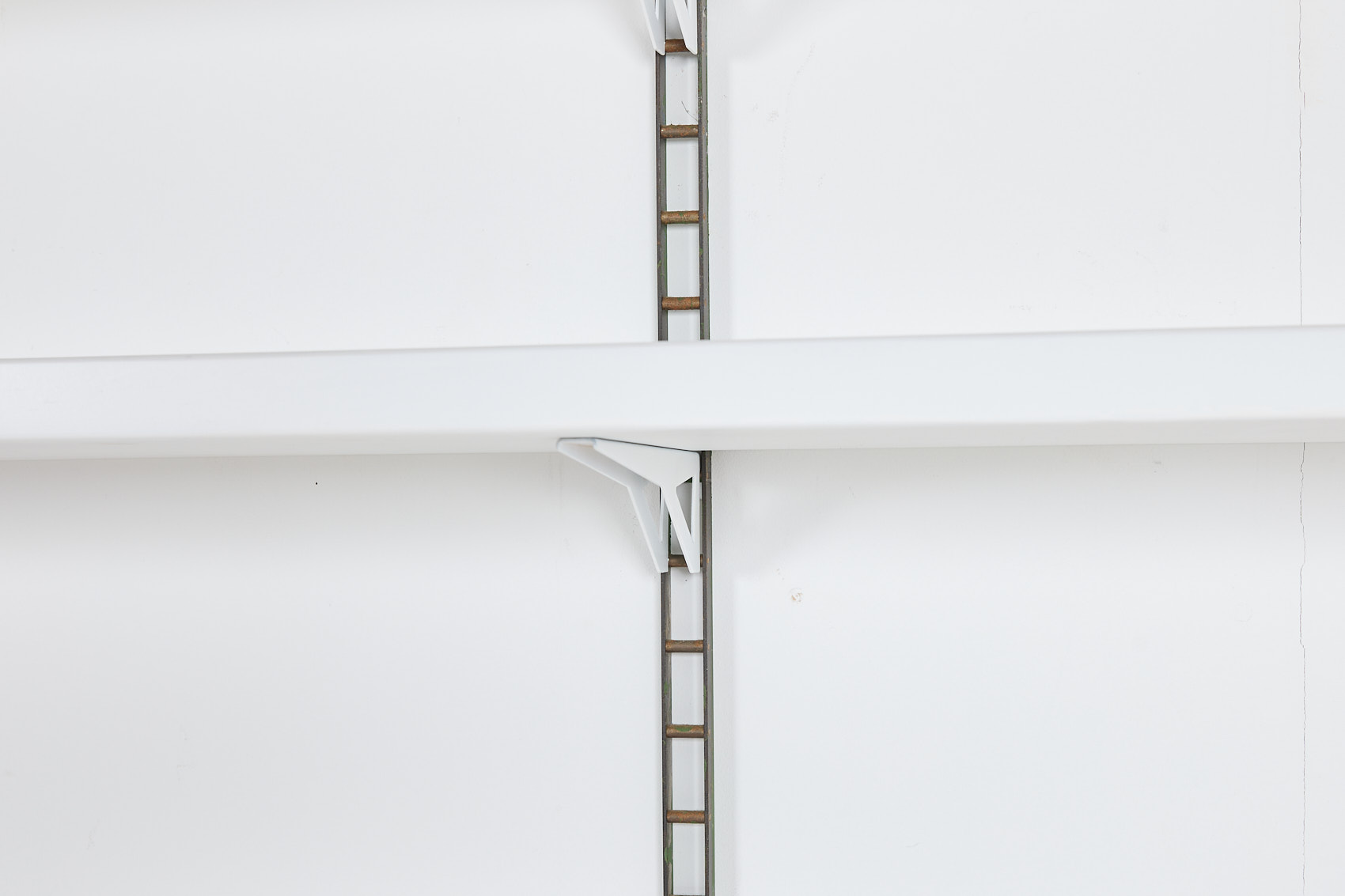 1960’s Italian Mid-century Modern Modular Wall Shelving System image 8