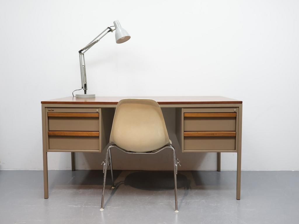 Vintage Bureau | Industrieel | Coen De Vries | Emmein image 3