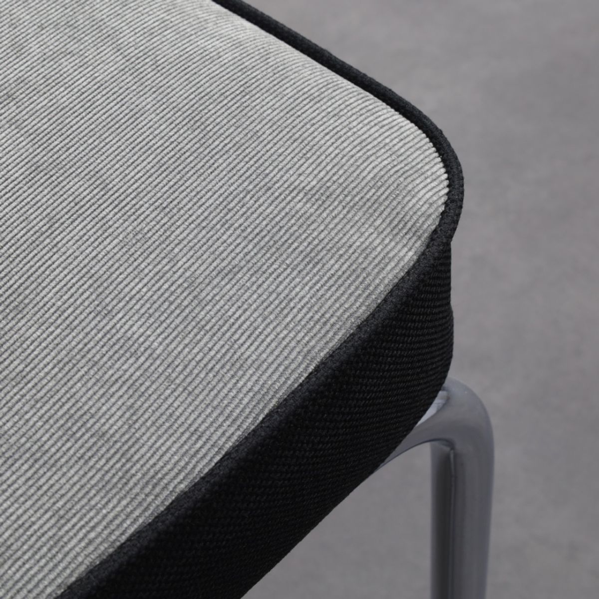 Tubular Frame Armchair By Ahrend De Cirkel 1960s image 2