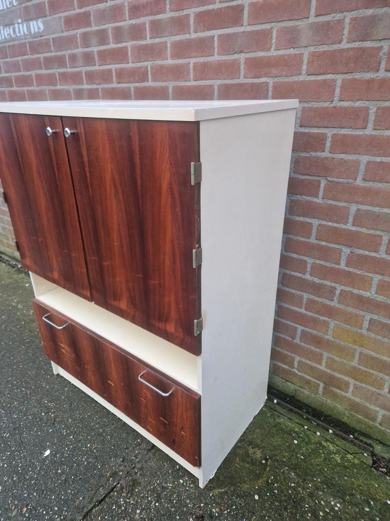 Jaren 70 Palissander Fineer Kast Vintage Design. image 4