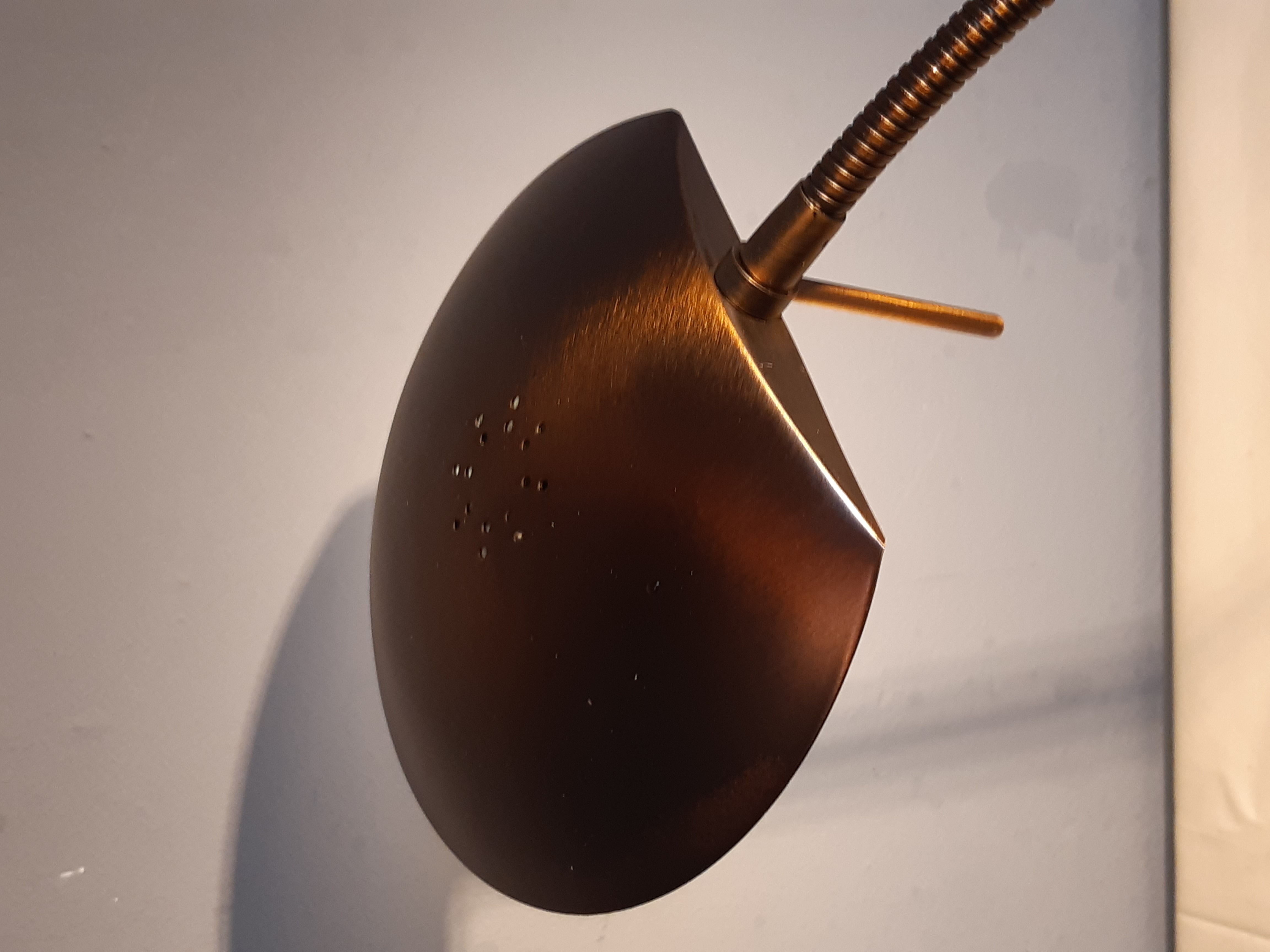 Bureau Lamp image 10