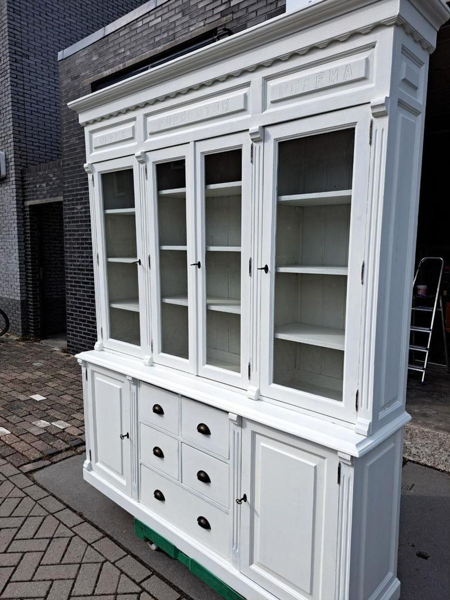 Witte Grenen Apothekerskast Herba Furmentum Pharma image 13