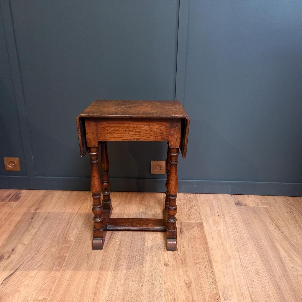 Antieke Drop Leaf Jointstool image 5