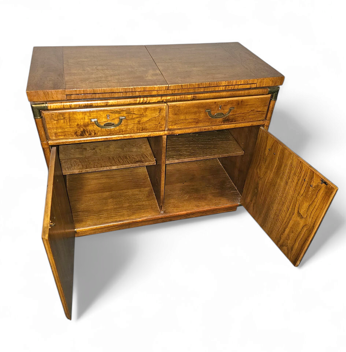 Vintage Drexel Accolade Campaign Server Dry Bar On Casters / Flip Top 1980s image 4