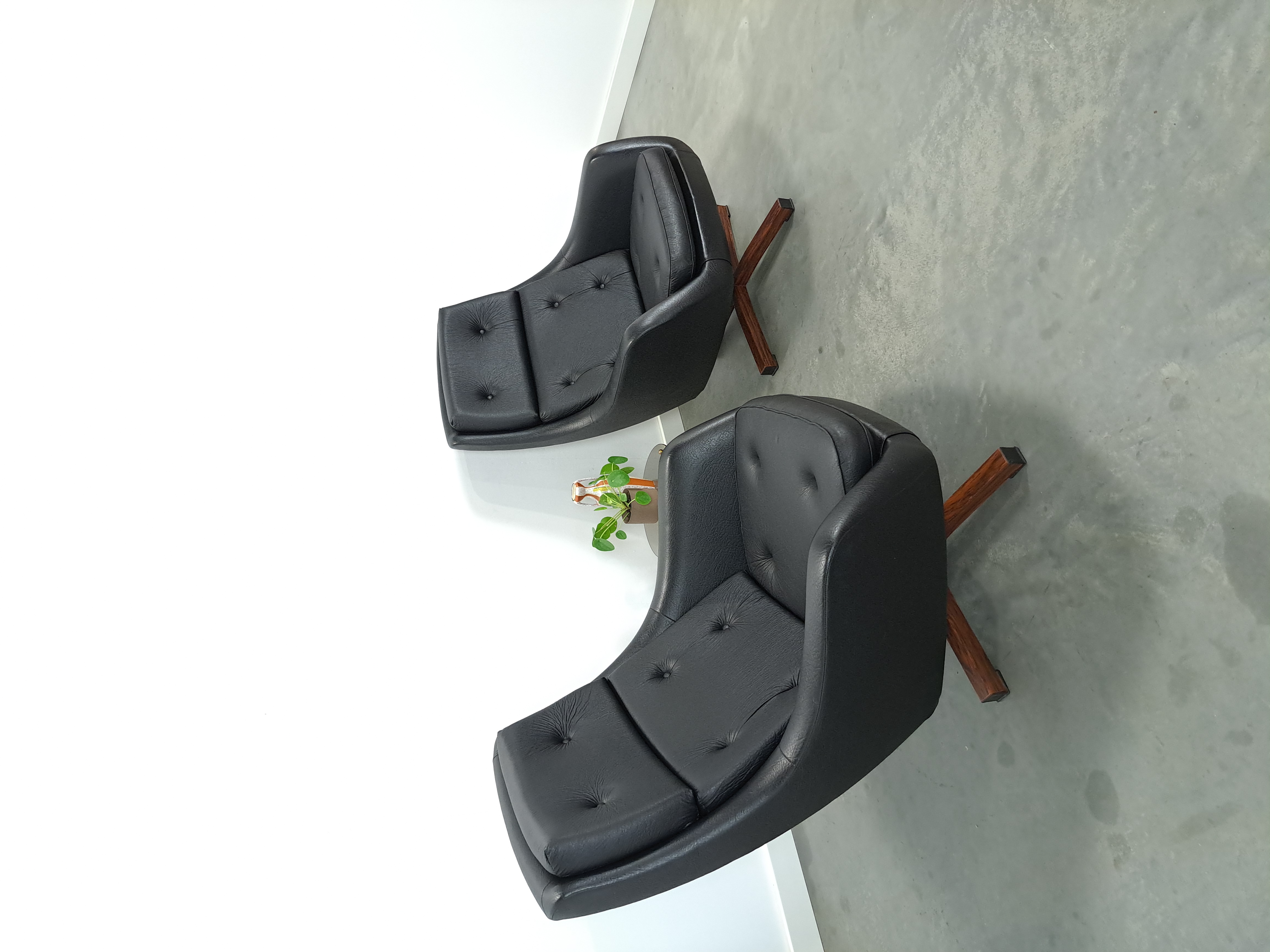 Zwarte Skai Kunstleder Draaifauteuil Uit Zweden image 5