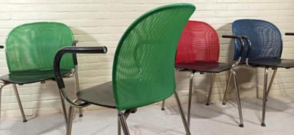 6 Postmodern Orta Stoelen, Christoph Hindermann, Dietiker image 8