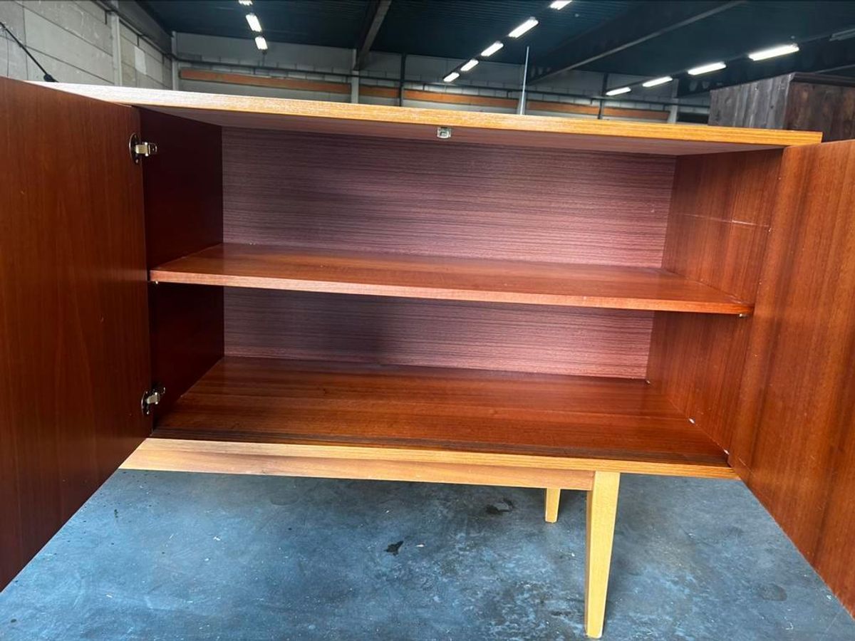 Vintage Scandinavische Houten Dressoir / Kast / Buffetkast image 9