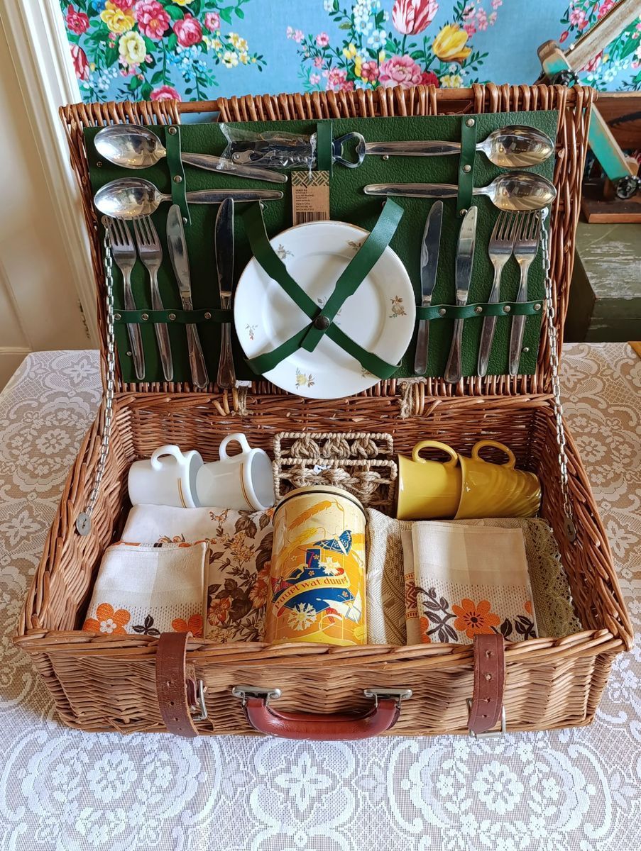 Vintage Picknickmand Van Optima England, Uniek & Duurzaam Gerestyled image 2