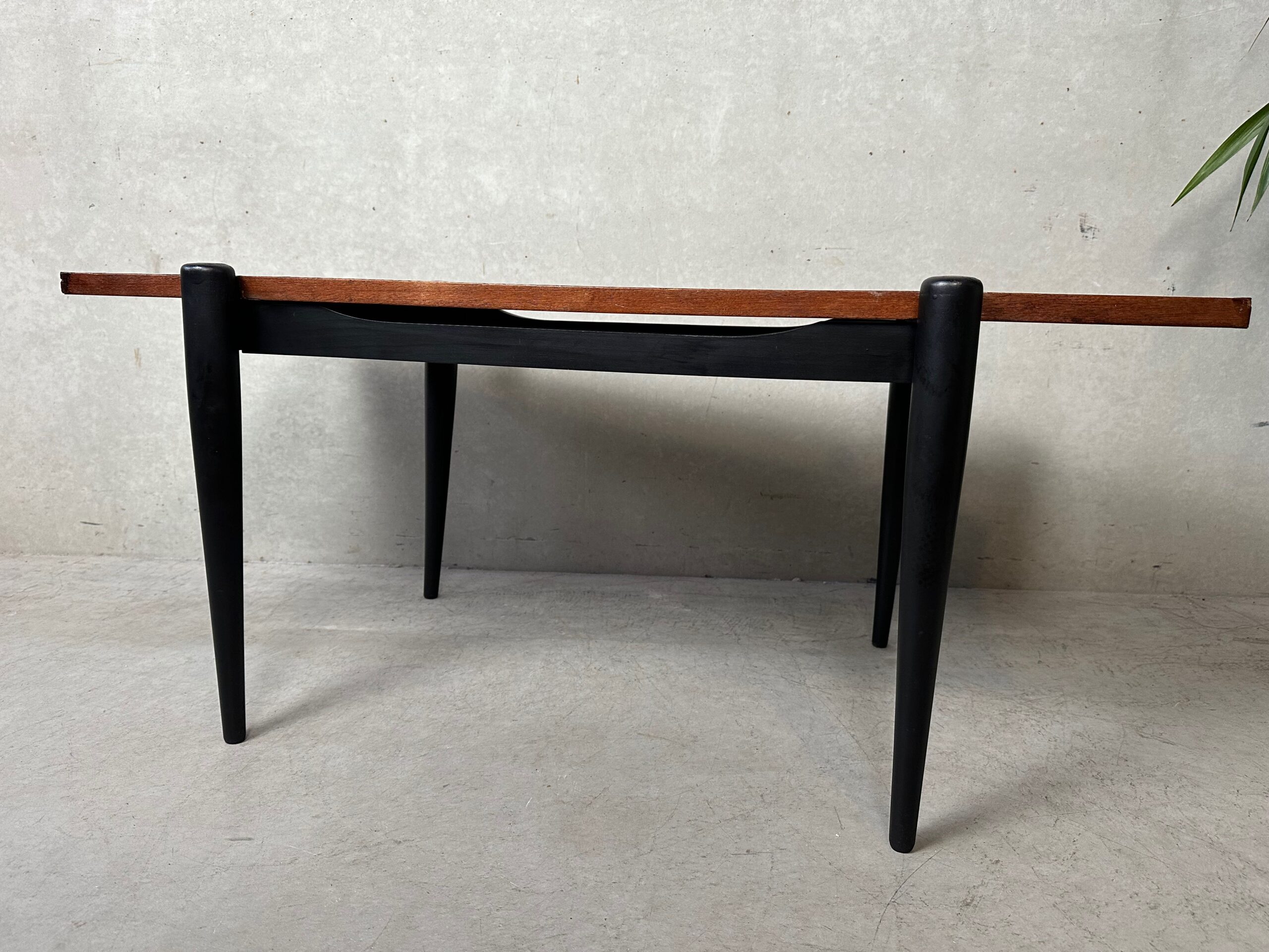 Vintage Turnable Coffeetable – 1950’s image 7