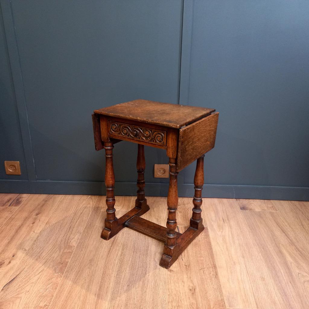 Antieke Drop Leaf Jointstool image 3