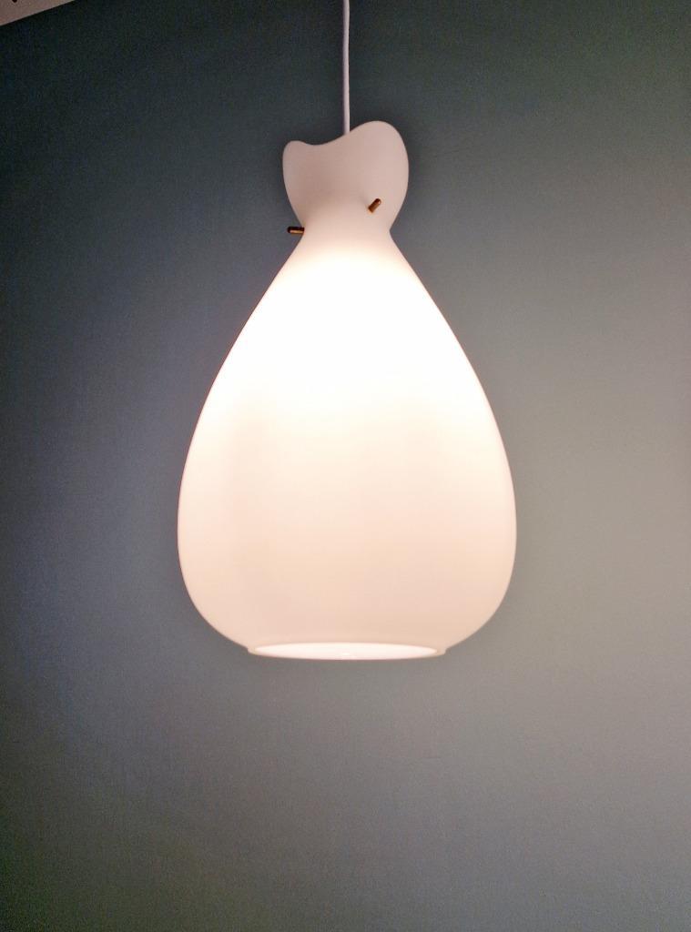 Scandinavische Hanglamp In Wit Gesatineerd Glas, Jaren 60 image 5