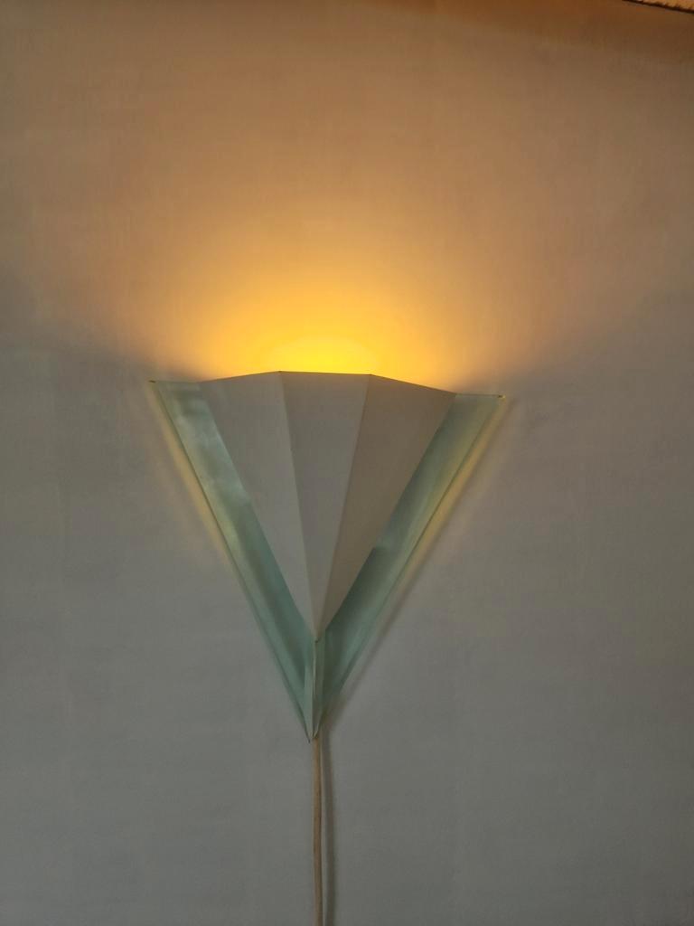 Postmodern Art Deco Revival Wandlamp Design Vintage. image 2