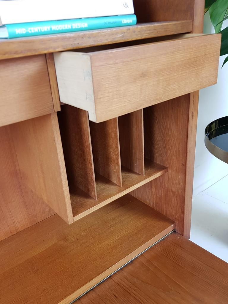 Vintage Deense Klep Kast | Wandkast | Teak Fineer image 7
