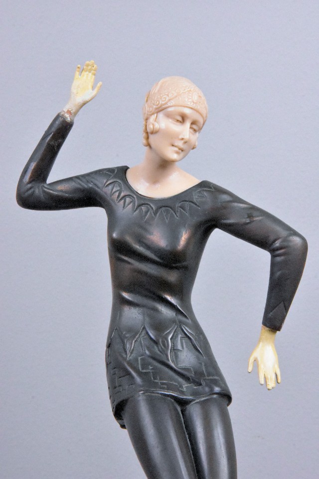 Art Deco Beeld Van Een Danseres Naar F. Preiss image 6
