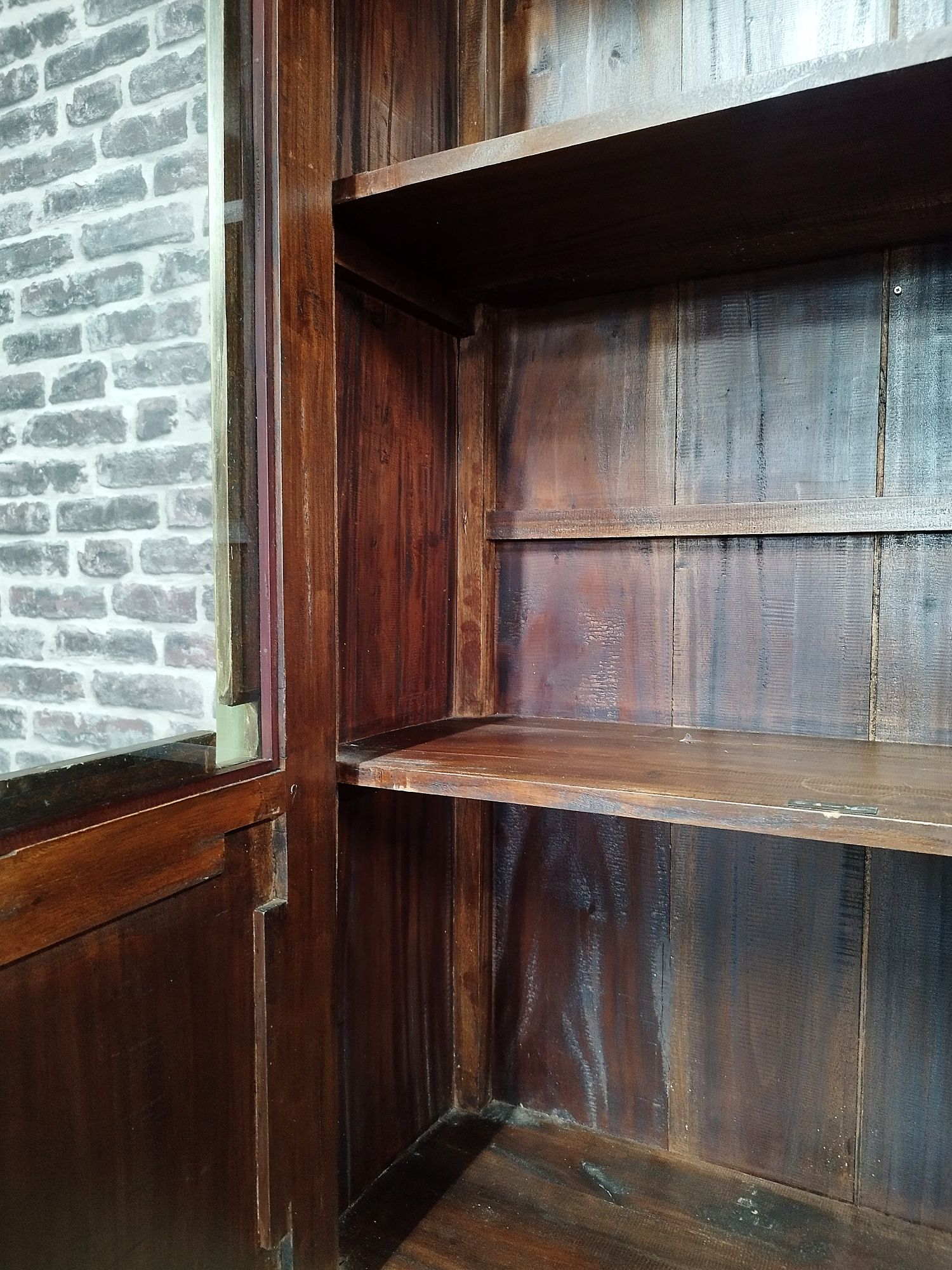 Vitrinekast / Buffetkast / Servieskast image 11