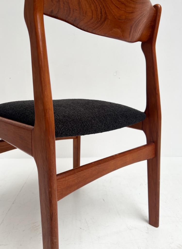 Set Van 6 Opnieuw Gestoffeerde Stoelen Van Burchardt Nielsen image 7