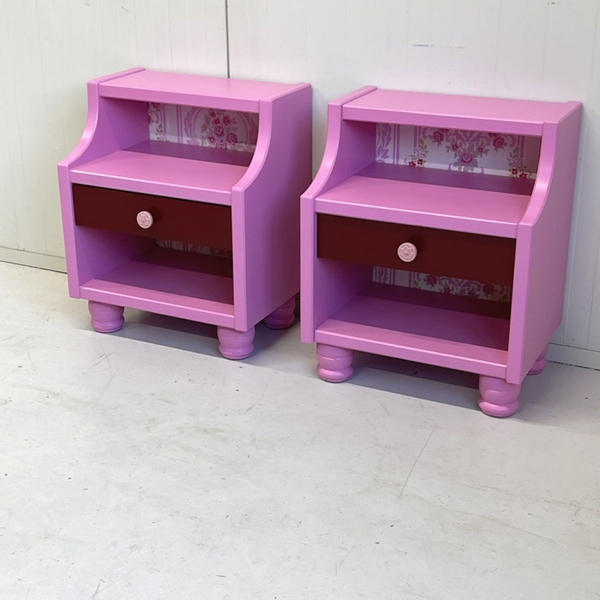 Set 2 Restyle Roze Nachtkastjes Vintage Behang image 3