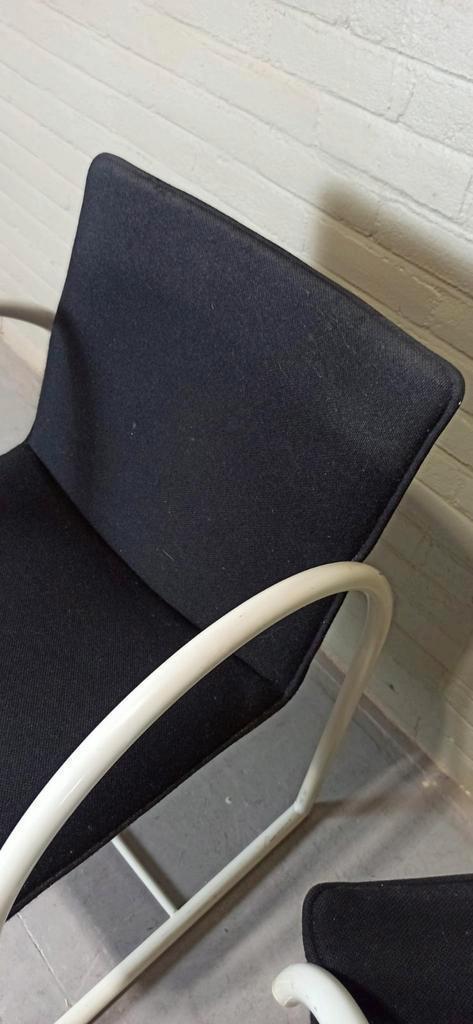Set Van 2 Vintage Cirkel Stoelen, Metaform, Postmodern image 11