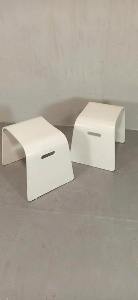 Set Van 2 Bentwood Krukjes Bijzettafels image 3