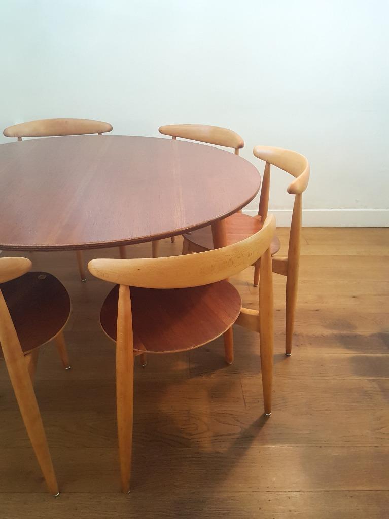 Eetkamer Set Van Hans J. Wegner Voor Fritz Hansen image 15