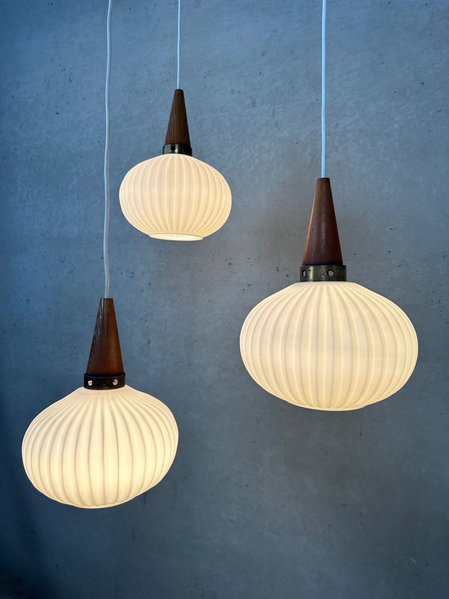 3x ‘japandi’ Hanglampen – Teak En Opaline image 4