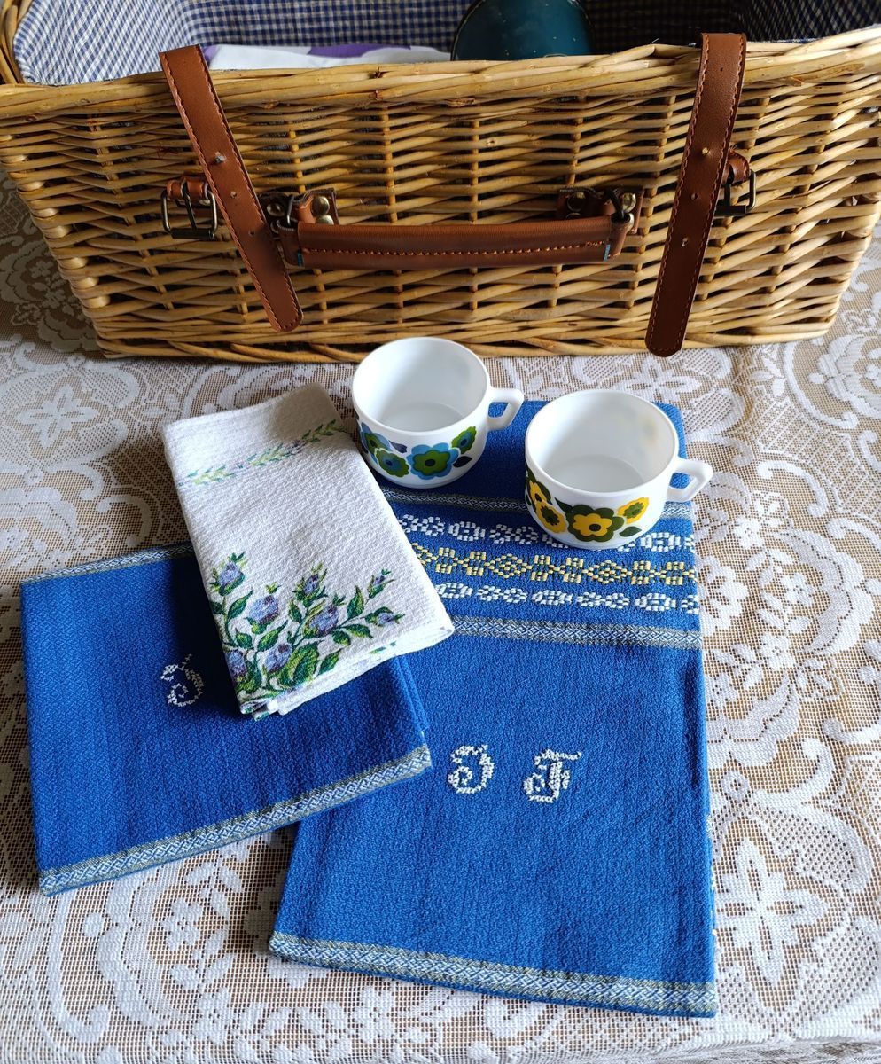 Vintage Unieke Picknickmand, Met Liefde Gerestyled image 17