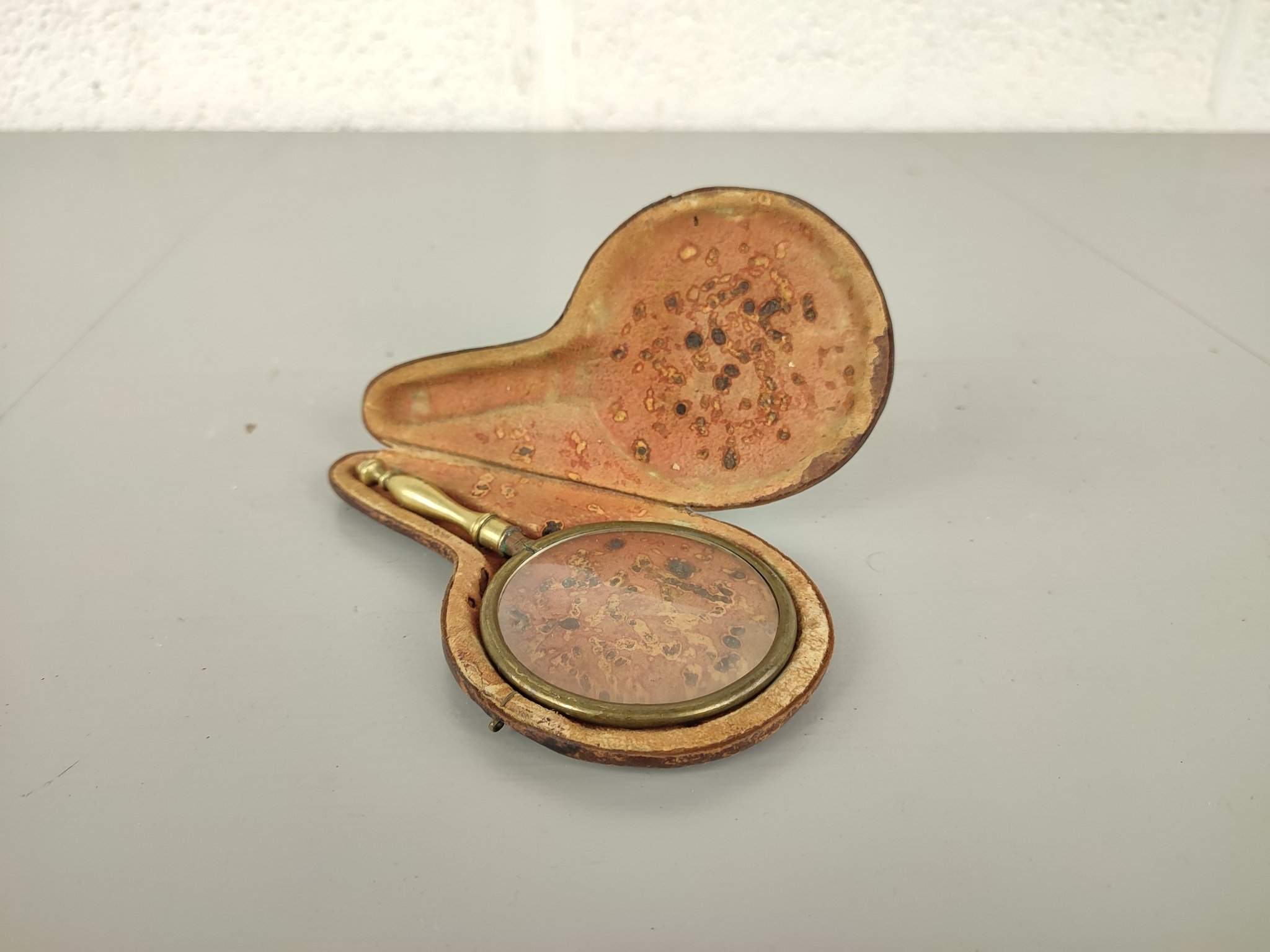 Antiek Vergrootglas In Lederen Etui 18E Eeuw image 4