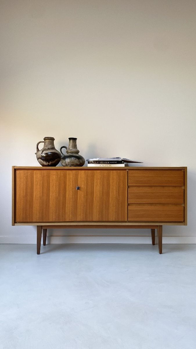 Vintage Houten Dressoir Met 3 Lades En 2 Deurtjes image 7