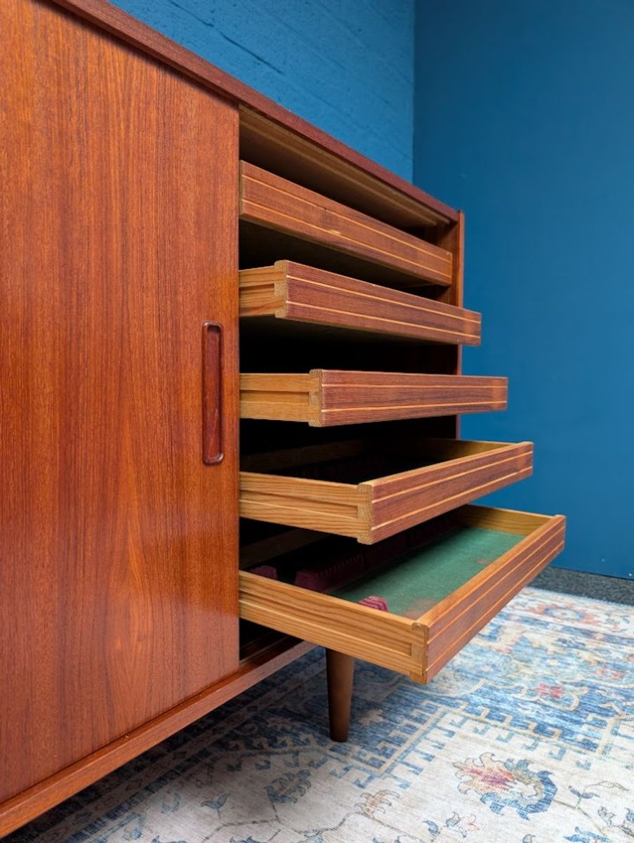 Vintage Lowboard Uit De Jaren 60, Deens Midcentury Dressoir image 6
