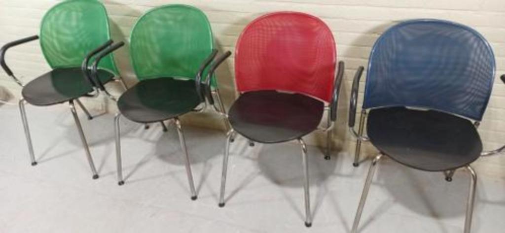 6 Postmodern Orta Stoelen, Christoph Hindermann, Dietiker image 7