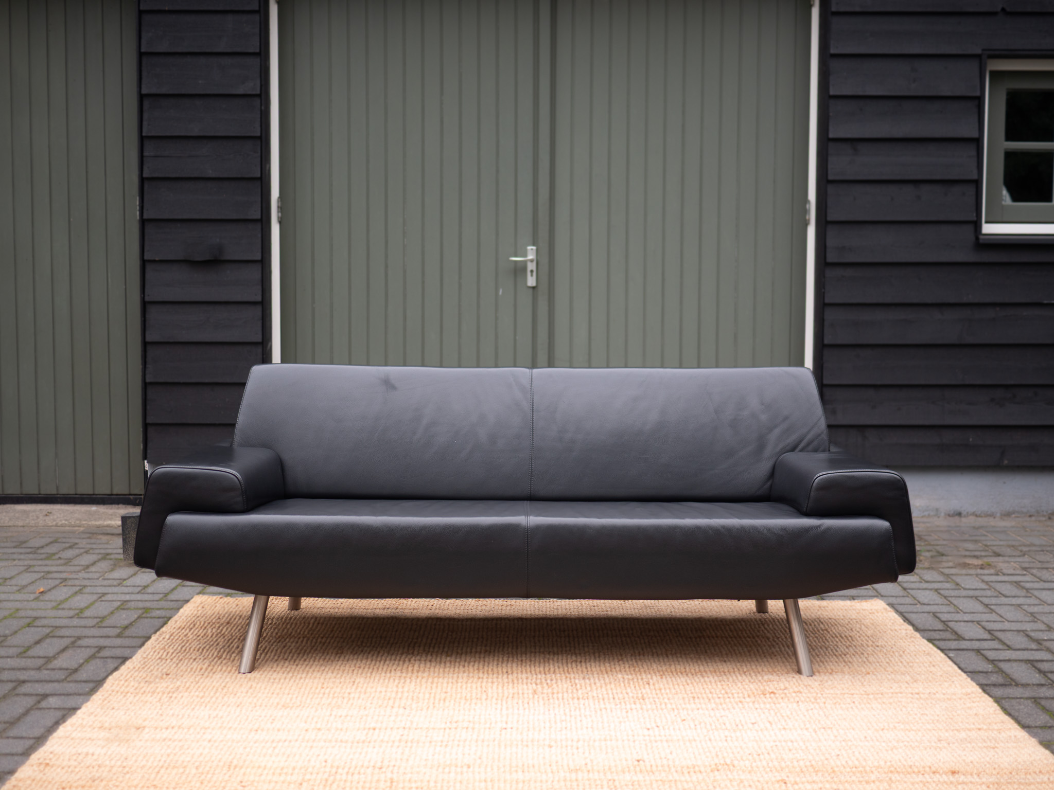 Havee Cloak Sky | Zwart Leren 2-zits Design Bank image 2