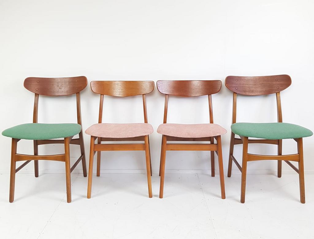 4 Vintage Deense Stoelen | Farstrup Dining Chairs Danish image 5