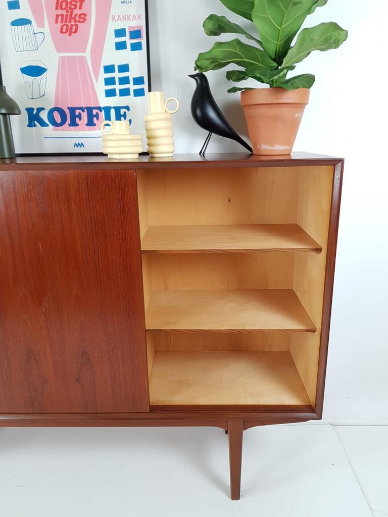 Vintage Teak Houten Wandkast | Buffetkast Deens Kast image 12