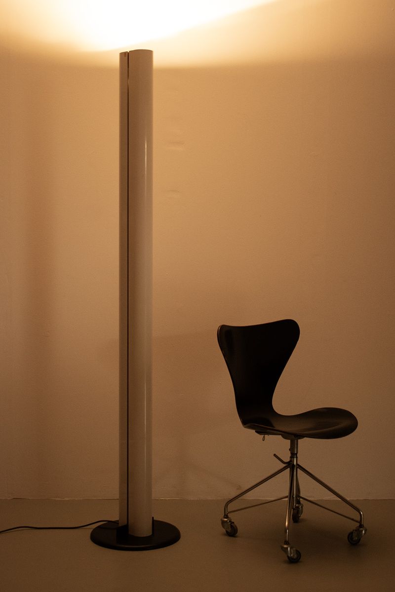 Artemide Megaron Lamp image 2
