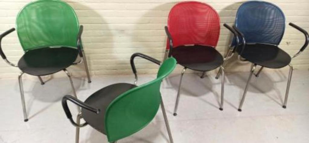 6 Postmodern Orta Stoelen, Christoph Hindermann, Dietiker image 17