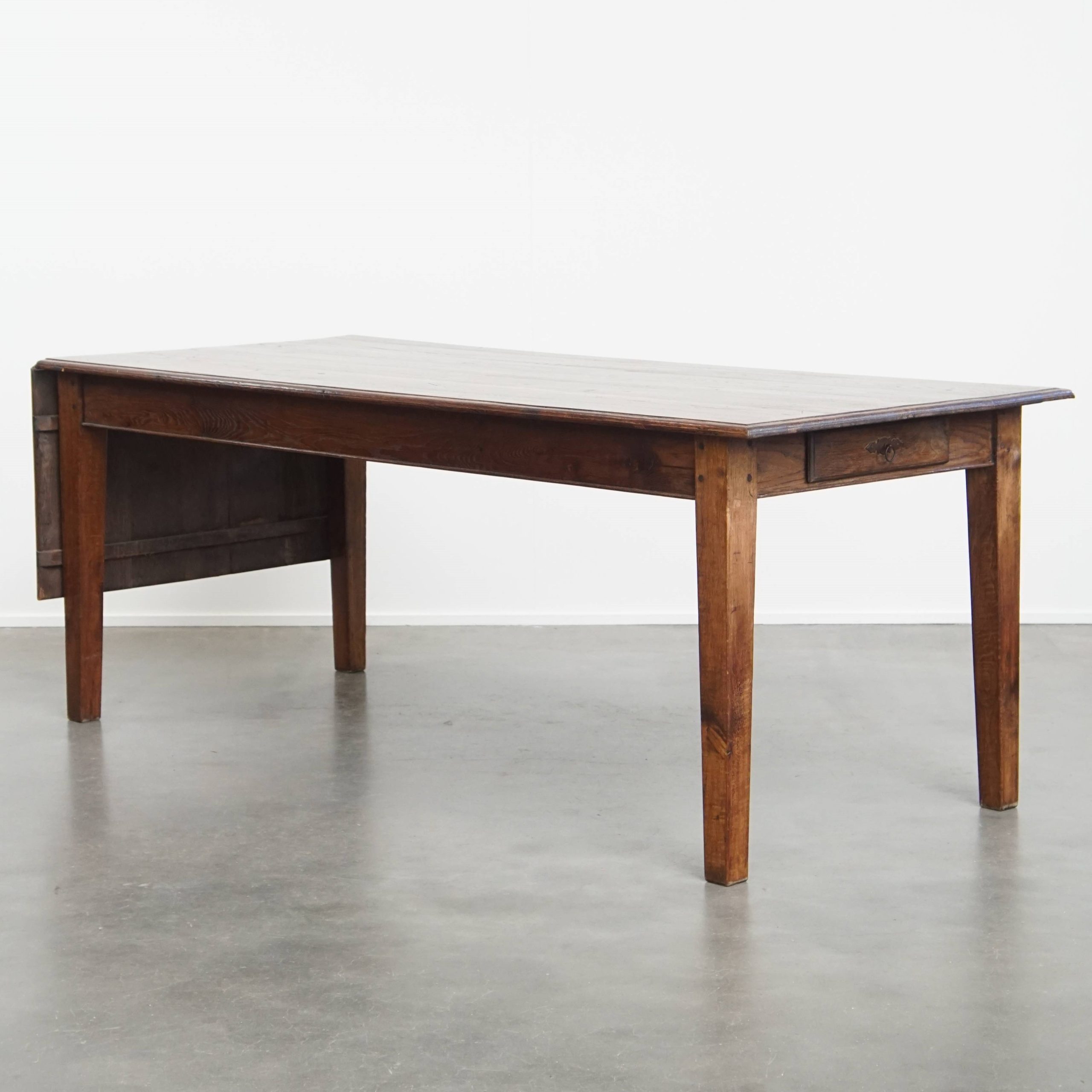 Unieke Antieke Eikenhouten Eettafel Uit Begin 1900 Met Aan Één Kant Een Uitklapbaar Blad image 2