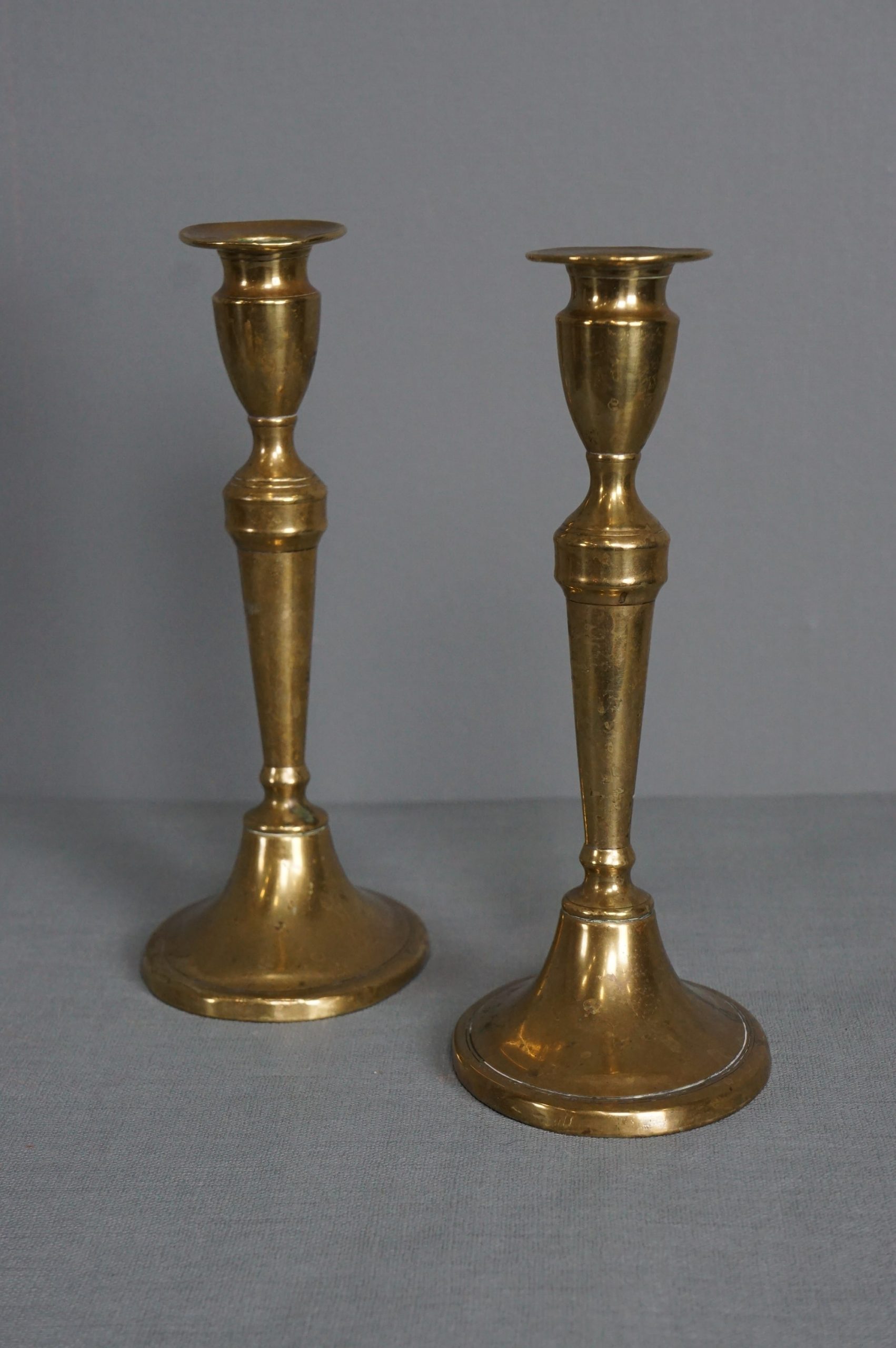 Set Van 2 Messing Franse Kandelaars, 19E Eeuw image 3