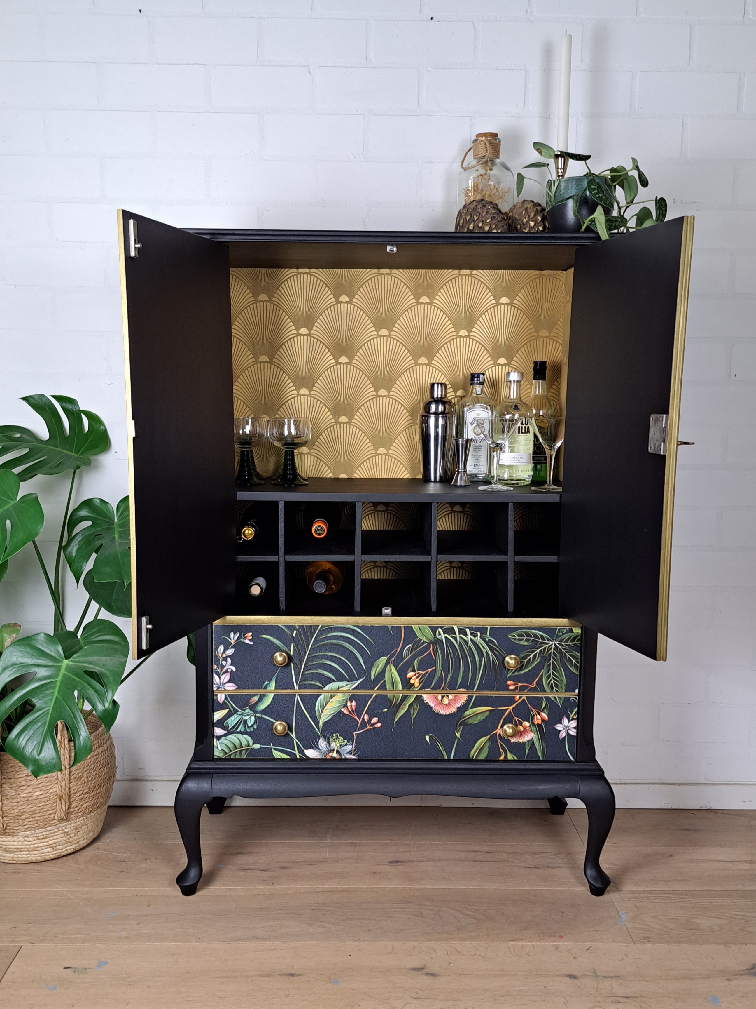 Barkast Botanical image 4