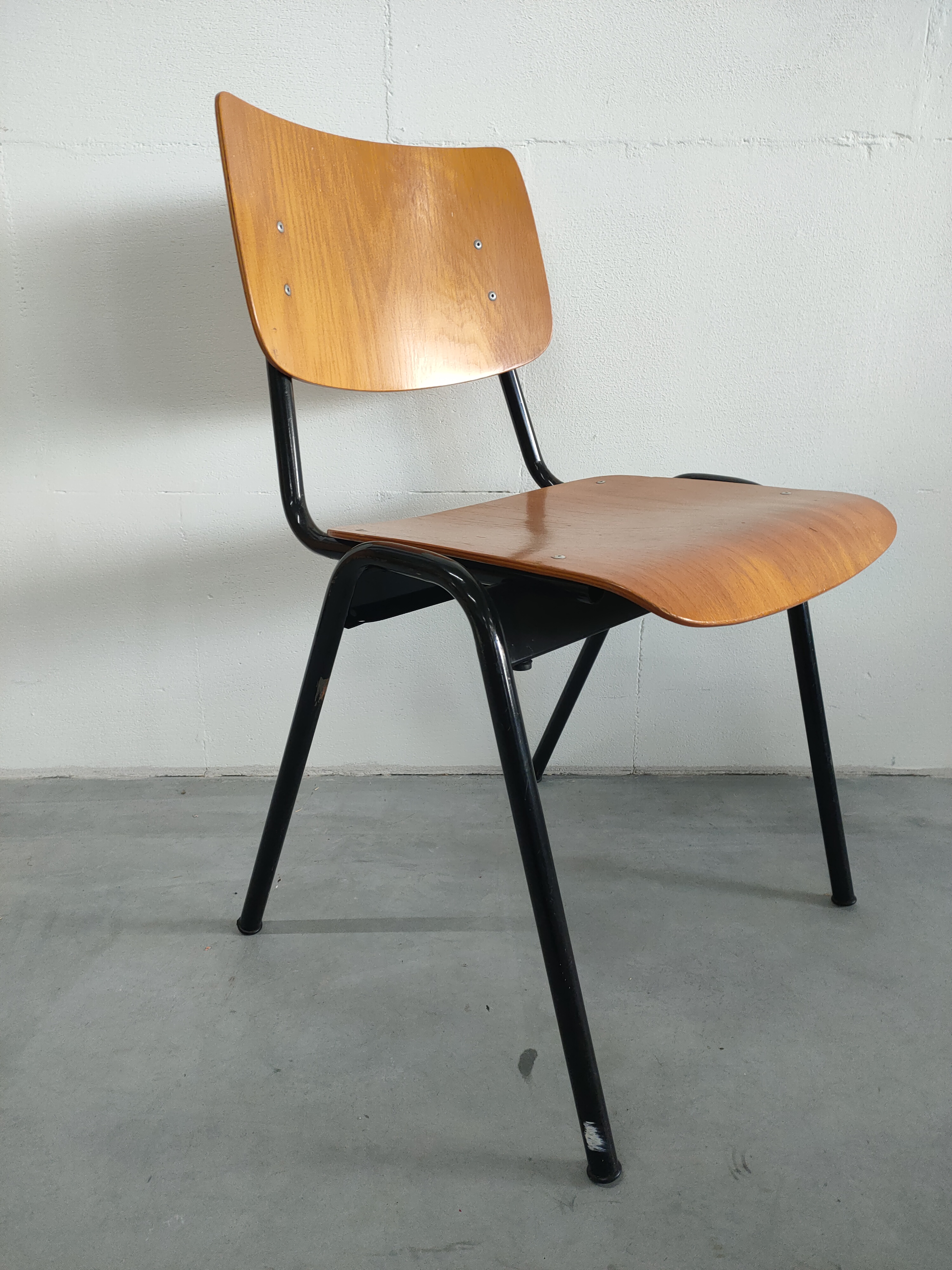 Stapelbare Schoolstoelen Jaren '70 image 4