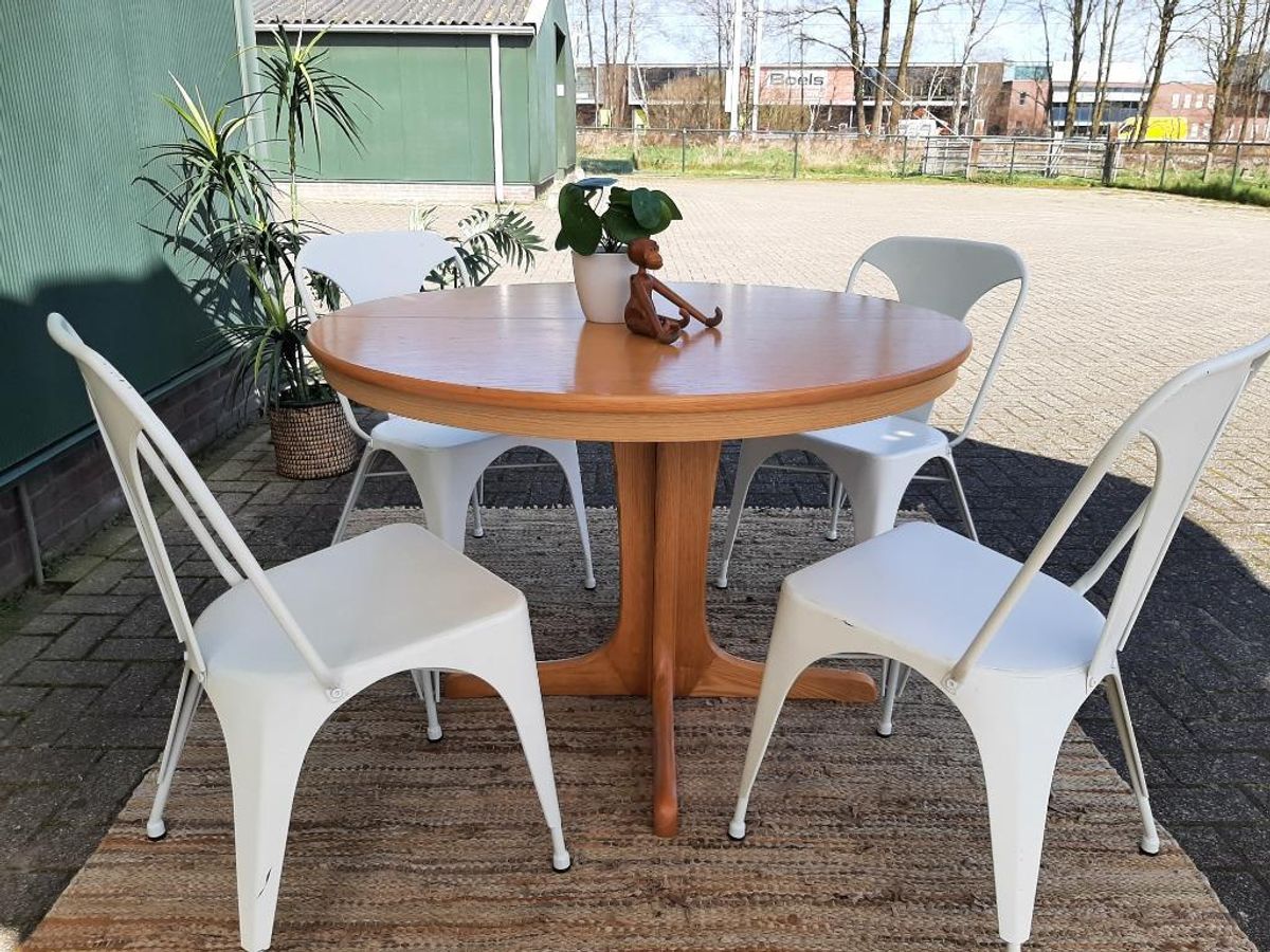 Set Van 4 Eetkamerstoelen Vintage Design Witte Stoelen image 5