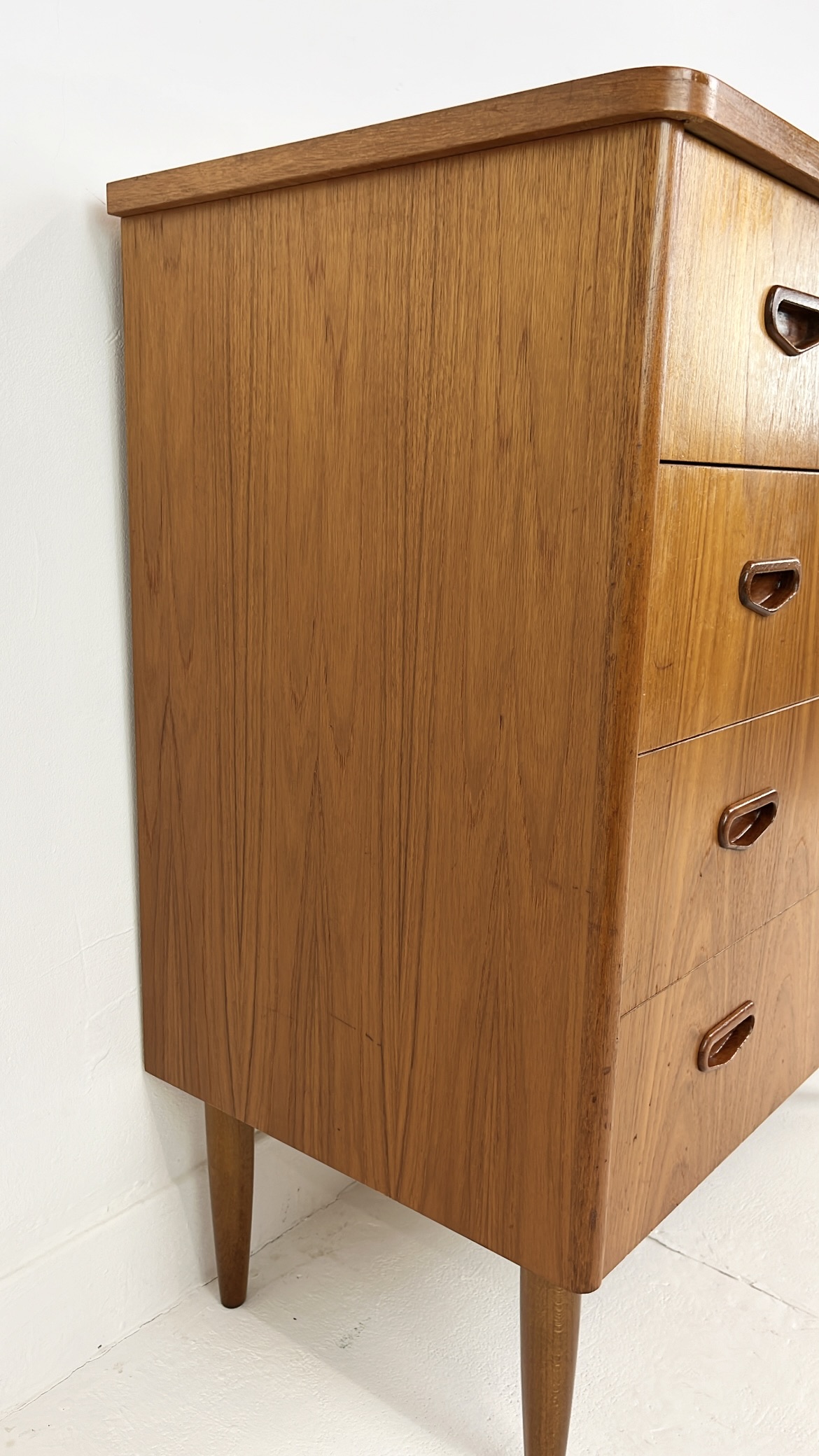 Scandinavisch Vintage Teak Fineren Ladekast Luvos image 9