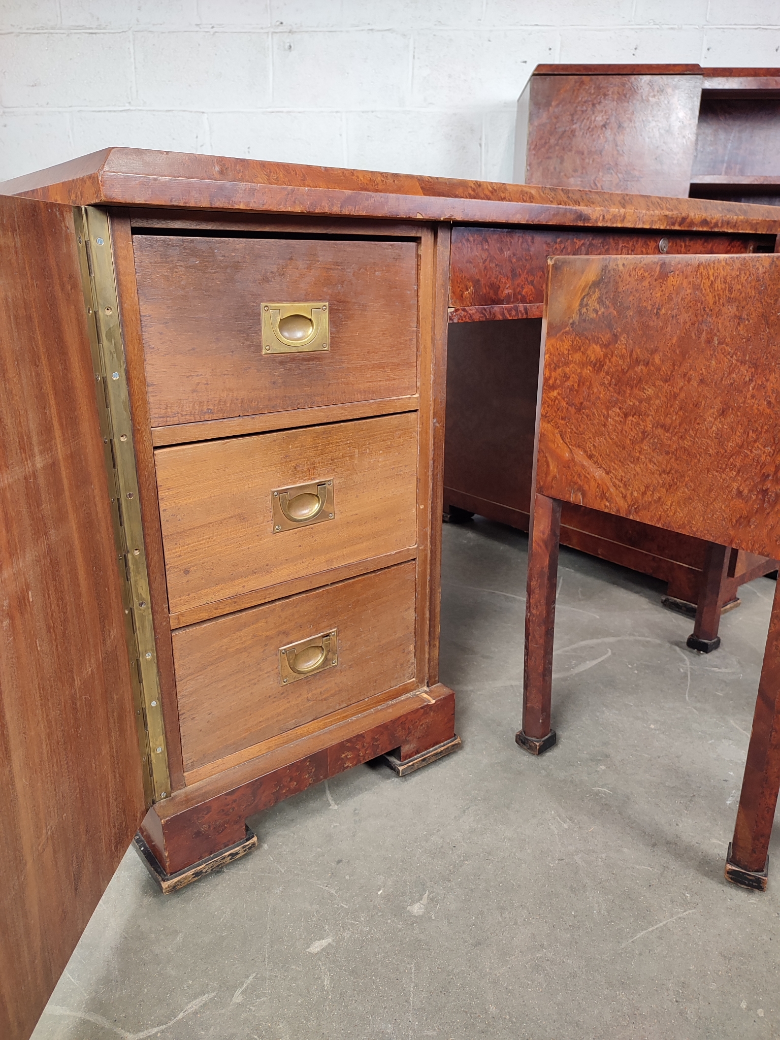 Compleet Wortelhouten Art Deco Bureau image 4