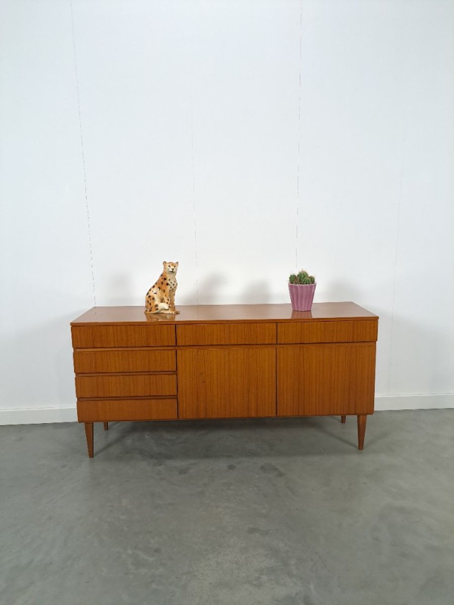 Teak Fineer Dressoir Barkast Met Lades En Klepdeuren image 6