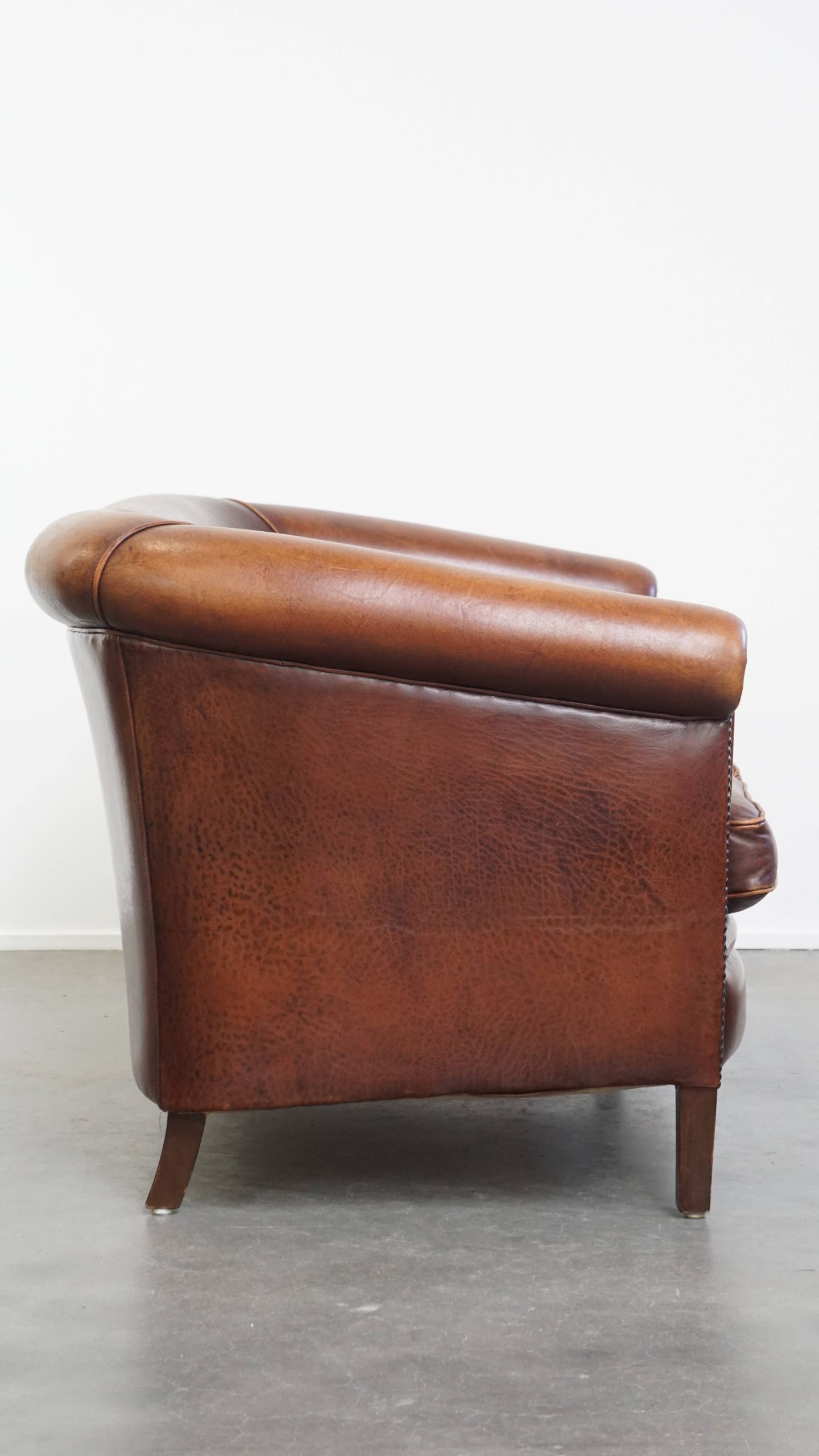 Comfortabele En Luxe 2 Zits Clubbank Gemaakt Van Schapenleer image 3