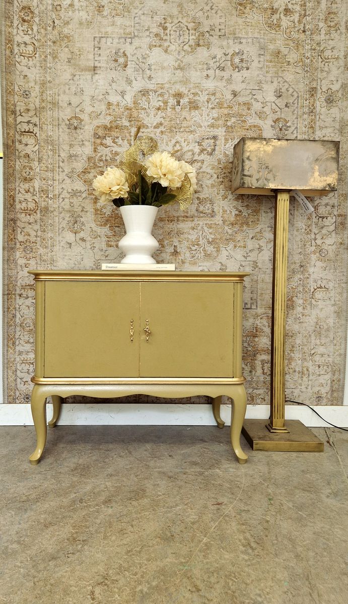 French Stijl Dressoir In Oker En Goud image 3