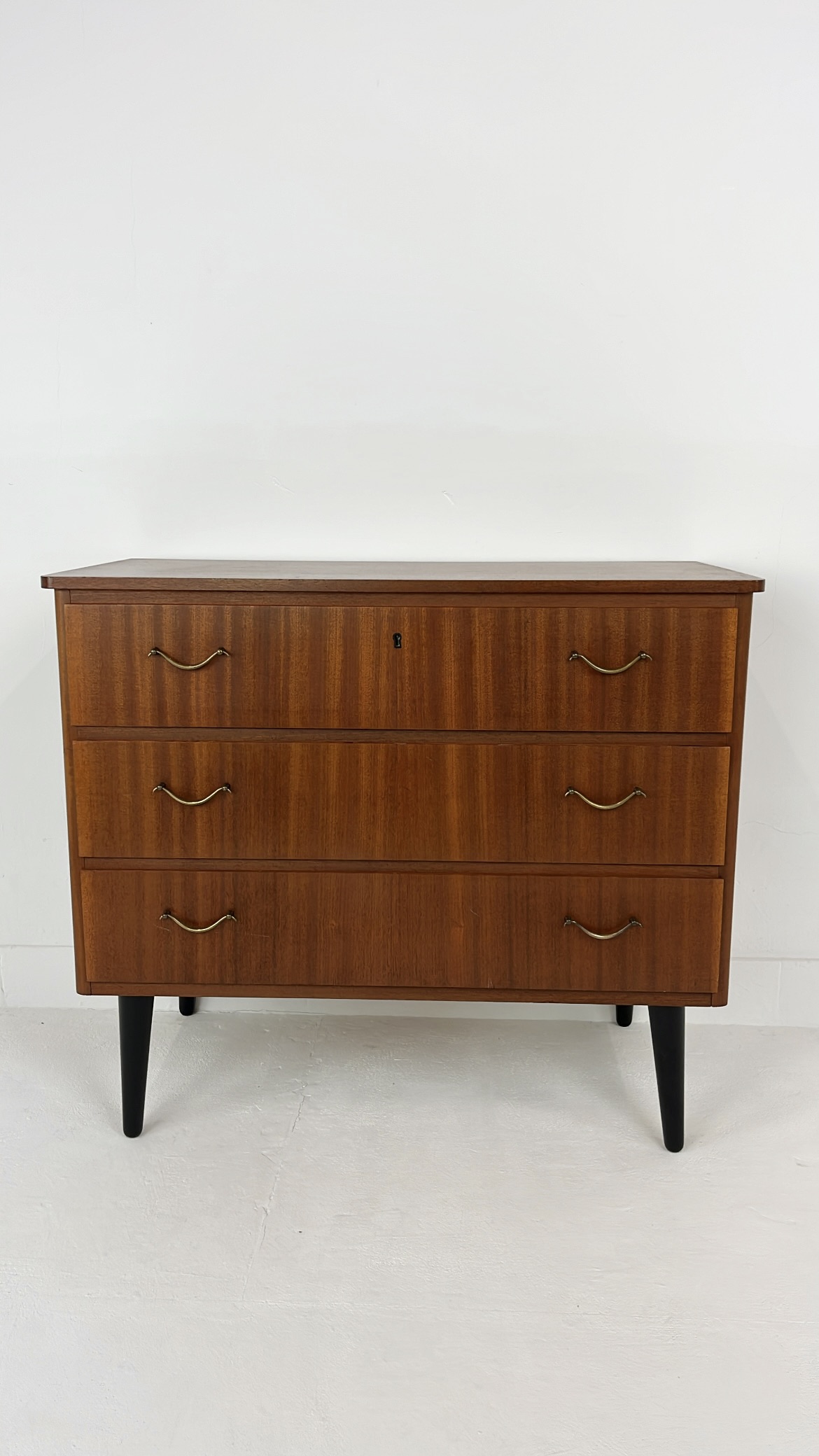 Scandinavisch Vintage Teak Fineren Ladekast Stenvo image 2