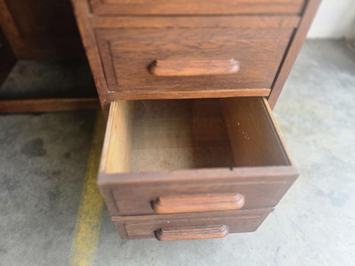 Vintage Houten Amerikaanse Bureau Met Rolluik Deur image 14